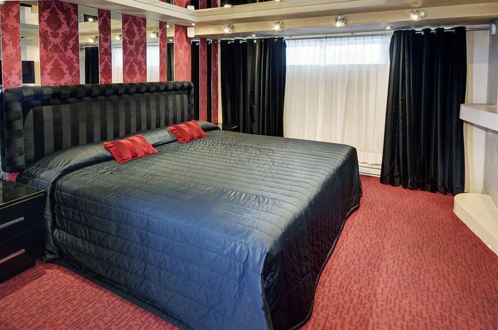 לונגאיל Motel Labarre מראה חיצוני תמונה