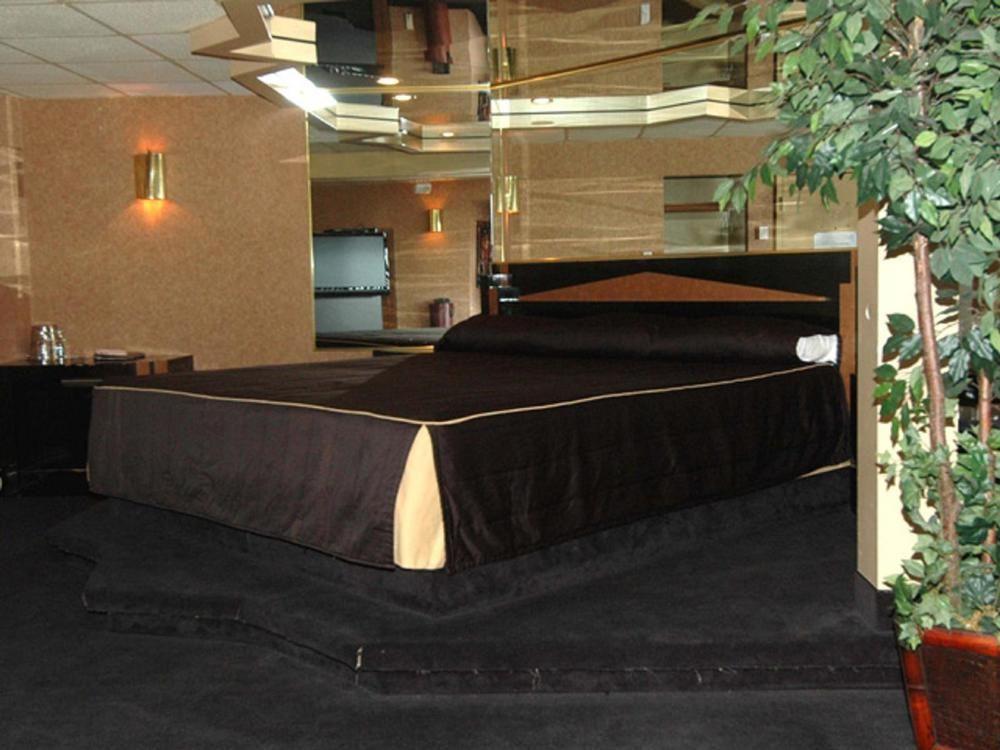 לונגאיל Motel Labarre מראה חיצוני תמונה